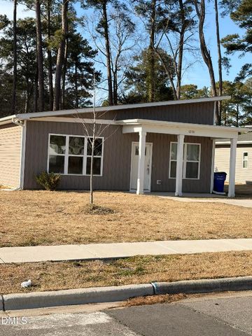 1210 S 2nd Street, Smithfield, NC 27577