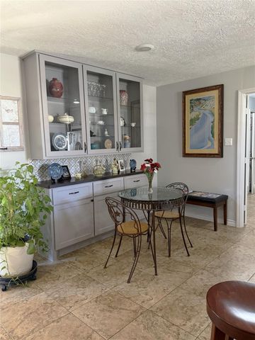 1002 Washington Street, Brenham, TX 77833