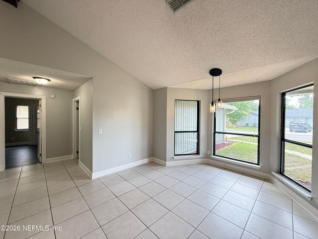 8326 CROSS TIMBERS Drive W, Jacksonville, FL 32244