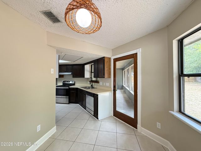 8326 CROSS TIMBERS Drive W, Jacksonville, FL 32244