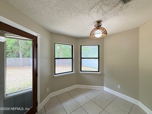 8326 CROSS TIMBERS Drive W, Jacksonville, FL 32244