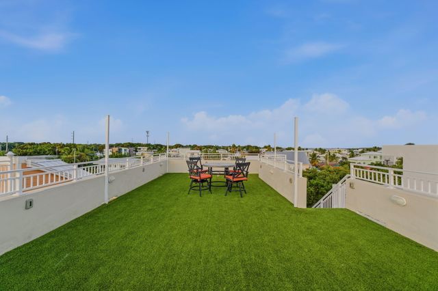 94825 Overseas Hwy Unit 276, Key Largo, FL 33037