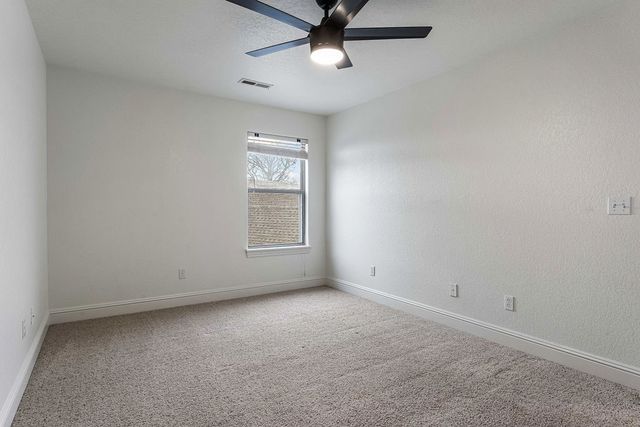 5079 S Strathmore Station Drive, Rogers, AR 72758