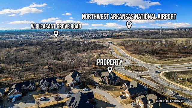5079 S Strathmore Station Drive, Rogers, AR 72758