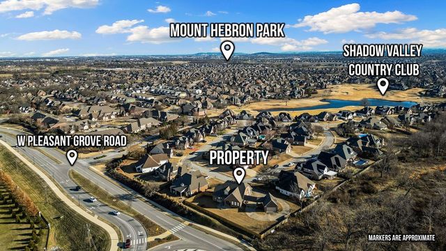 5079 S Strathmore Station Drive, Rogers, AR 72758