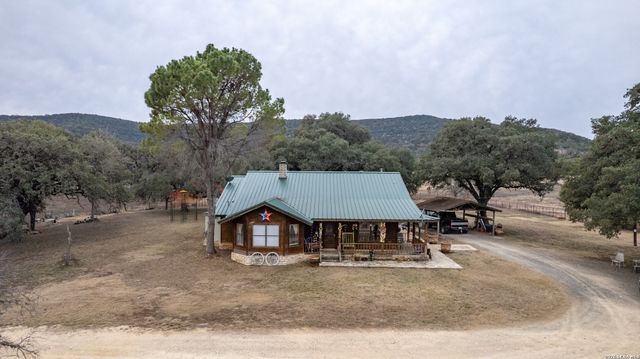 969 WALTER WHITE RANCH RD, Leakey, TX 78873