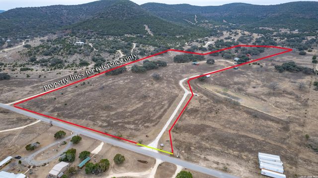 969 WALTER WHITE RANCH RD, Leakey, TX 78873