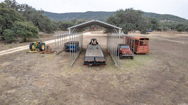 969 WALTER WHITE RANCH RD, Leakey, TX 78873