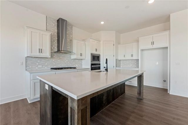 2601 Sunset Drive, Platte City, MO 64079