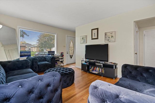 4480 83rd STREET, Milwaukee, WI 53218
