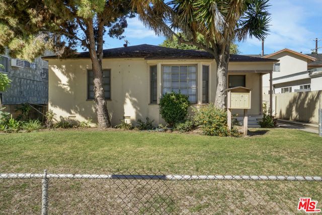 12609 Mitchell Avenue, Los Angeles, CA 90066