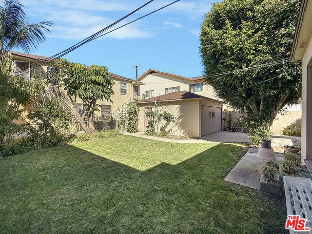 12609 Mitchell Avenue, Los Angeles, CA 90066