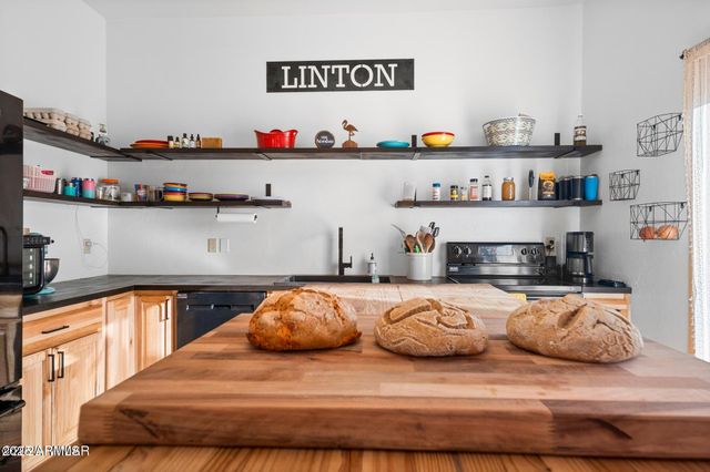 1923 CREEKSIDE Circle, Show Low, AZ 85901