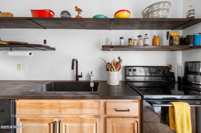 1923 CREEKSIDE Circle, Show Low, AZ 85901