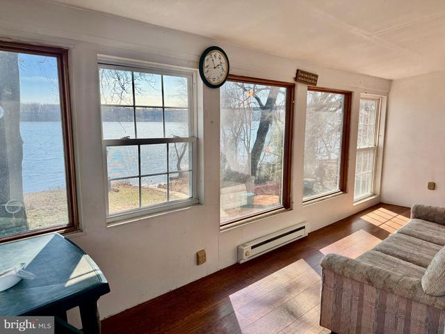 938 RIVER RD, Marysville, PA 17053