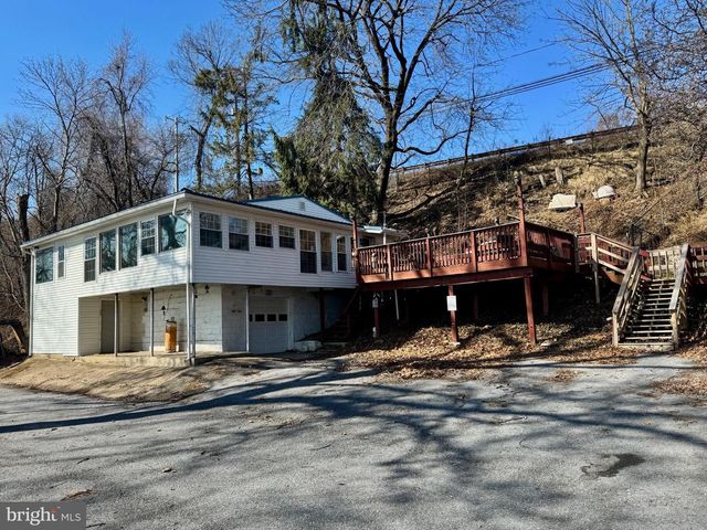 938 RIVER RD, Marysville, PA 17053