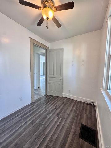 609 H Street, Bedford, IN 47421
