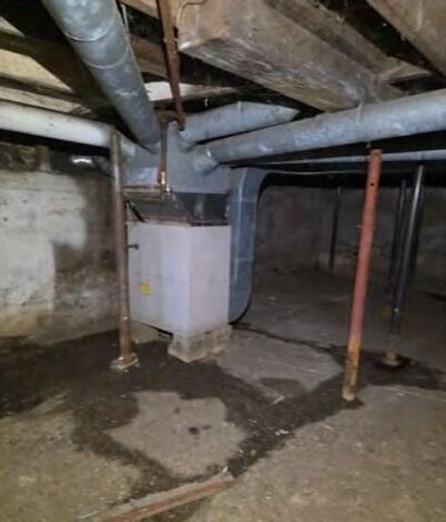 216 W Pine Street, Bloomingdale, MI 49026