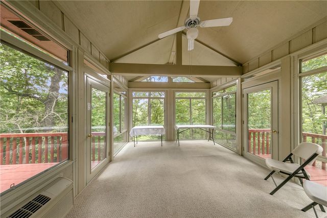 15 Breton Way, Bella Vista, AR 72715