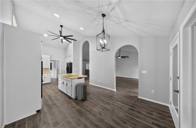 15 Breton Way, Bella Vista, AR 72715