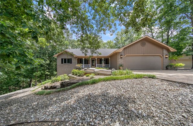 15 Breton Way, Bella Vista, AR 72715