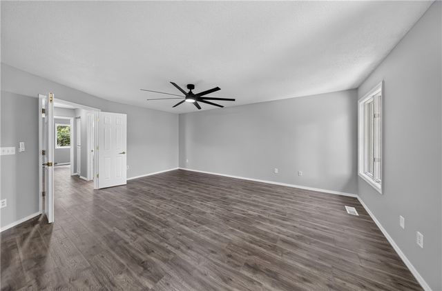 15 Breton Way, Bella Vista, AR 72715