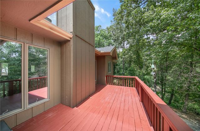 15 Breton Way, Bella Vista, AR 72715
