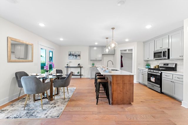 1588 Collins View Way, Clarksville, TN 37043