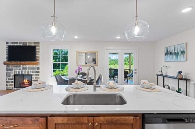 1588 Collins View Way, Clarksville, TN 37043