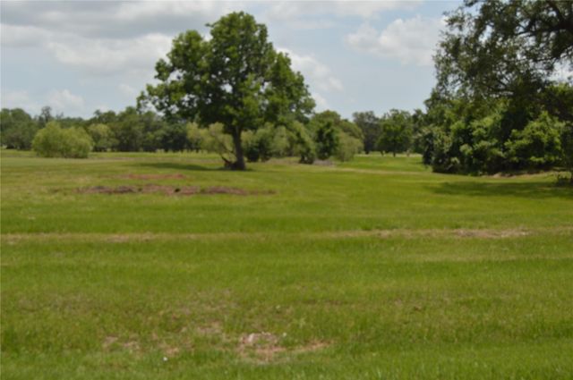 327 Cavalry Trail Drive, Rosharon, TX 77583