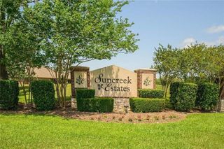 327 Cavalry Trail Drive, Rosharon, TX 77583