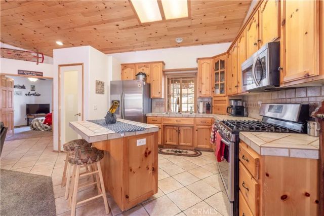 43300 Deer Canyon, Big Bear Lake, CA 92315