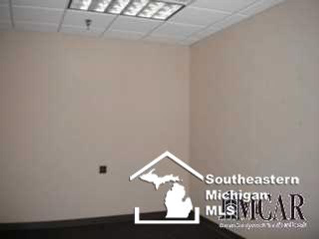 1319 N Telegraph Road, Monroe, MI 48162