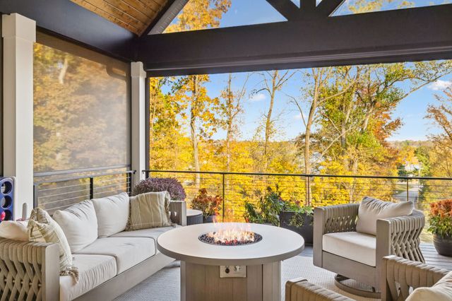 344 Raintree Dr, Hendersonville, TN 37075