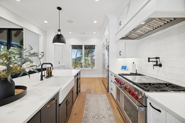 344 Raintree Dr, Hendersonville, TN 37075