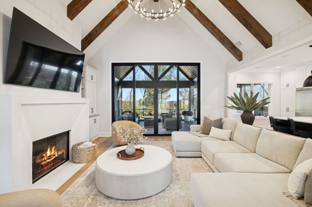 344 Raintree Dr, Hendersonville, TN 37075