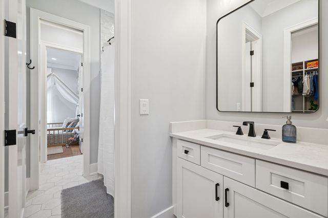 344 Raintree Dr, Hendersonville, TN 37075