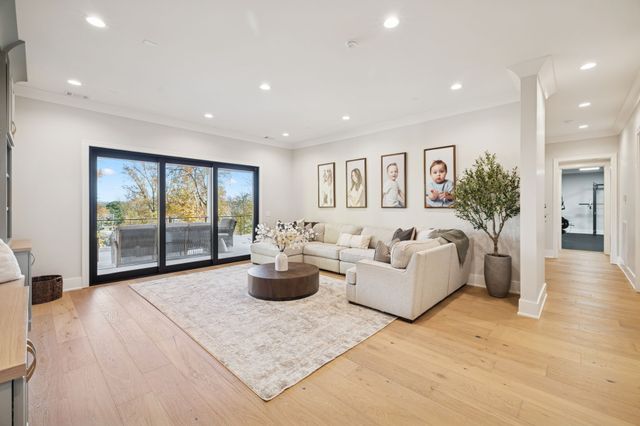 344 Raintree Dr, Hendersonville, TN 37075