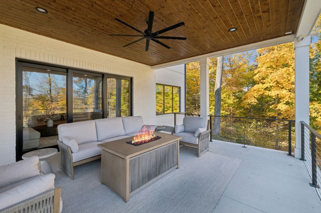 344 Raintree Dr, Hendersonville, TN 37075