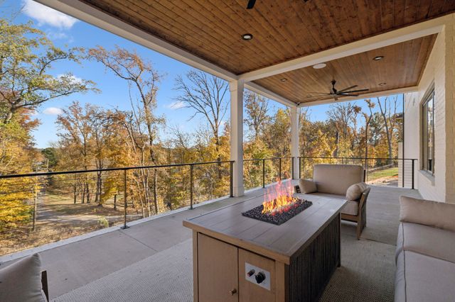 344 Raintree Dr, Hendersonville, TN 37075