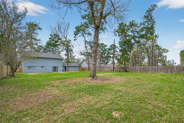 26522 Hillside Drive, Spring, TX 77386