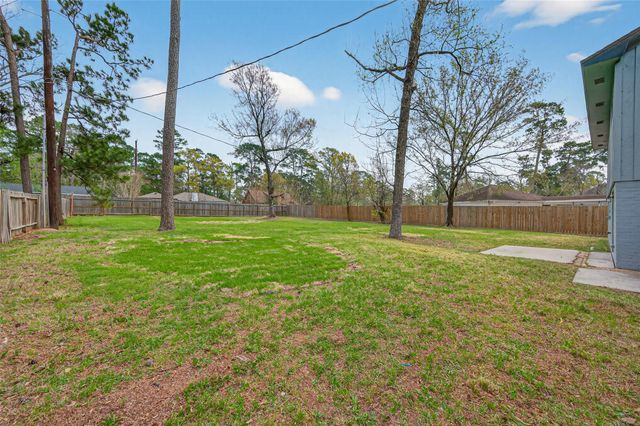 26522 Hillside Drive, Spring, TX 77386