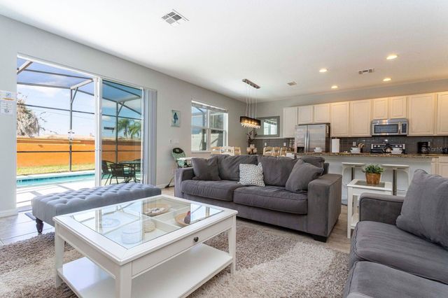 900 LAS FUENTES DRIVE, Kissimmee, FL 34746