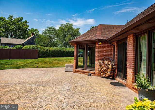 201 BELL RD, Westminster, MD 21158