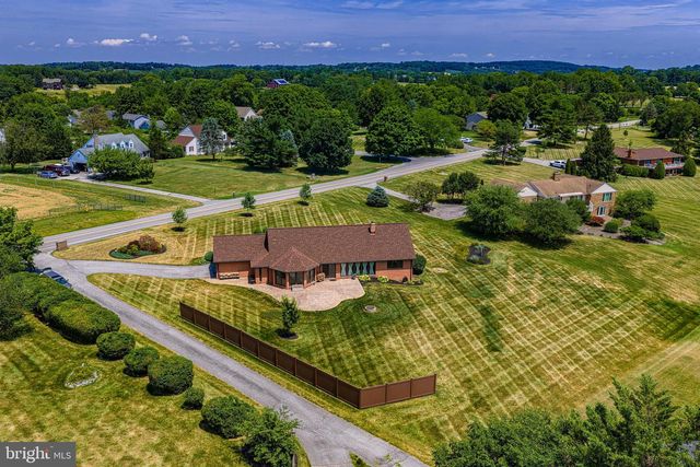201 BELL RD, Westminster, MD 21158