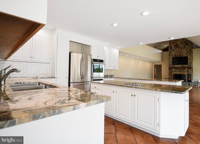 201 BELL RD, Westminster, MD 21158