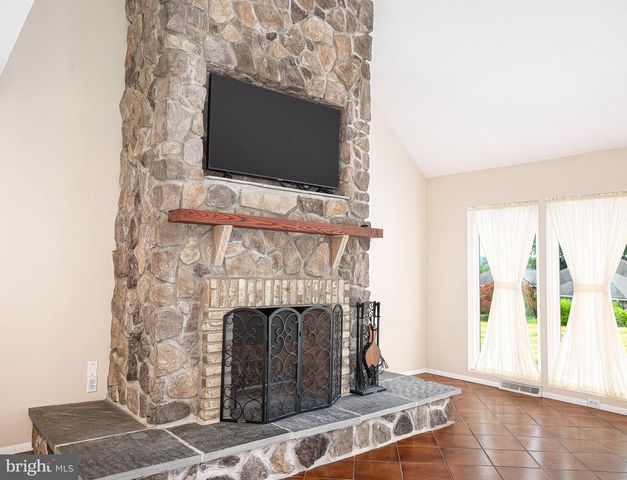 201 BELL RD, Westminster, MD 21158