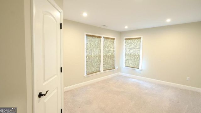 25 Clearwater Court, Hoschton, GA 30548