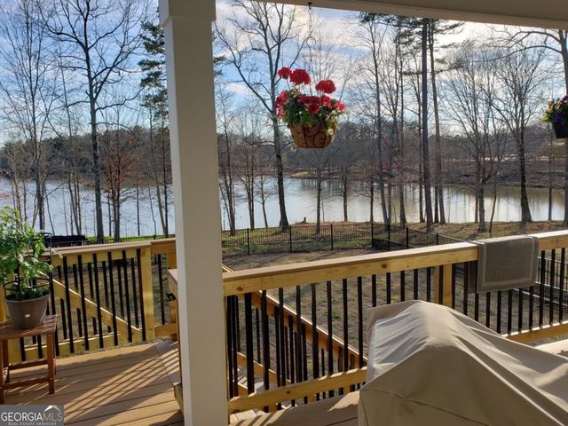 25 Clearwater Court, Hoschton, GA 30548