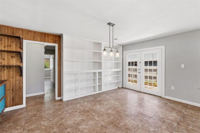 7000 Shannon DR, Austin, TX 78724